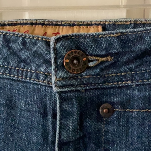 Women's 19/20 plus size Apple Bottom Blue Jeans - Picture 3 of 9